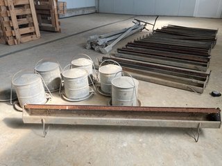 Lote Comederos antiguos avícolas