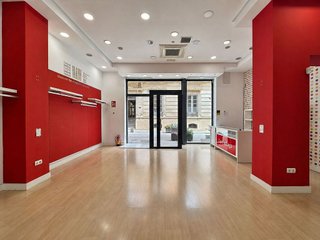 Local comercial en alquiler en Centro en Almería