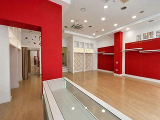 Local comercial en alquiler en Centro en Almería