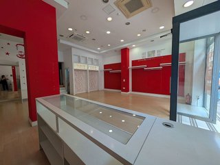 Local comercial en alquiler en Centro en Almería