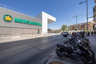 Local comercial en venta en Pajaritos - Plaza de Toros en Granada
