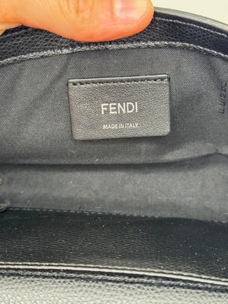 Fendi Pochette Kan Logo F Nera Argento