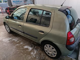 Renault Clio 2003