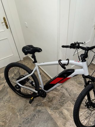 Bicicleta eléctrica Rockrider E-ST 100