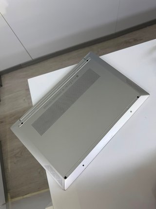HP Laptop 14-DV1000NS i5 8/128GB Plata