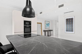 Piso en alquiler en Los Naranjos - Las Brisas en Marbella