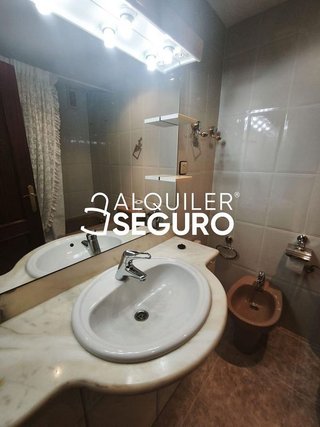 Piso en alquiler en Salvador Allende en Zaragoza