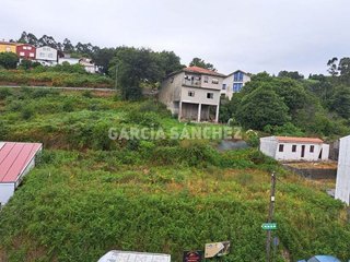 Terreno en venta en Boiro