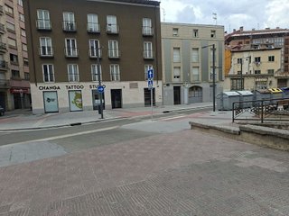 Local comercial en alquiler en Zona Sur en Burgos