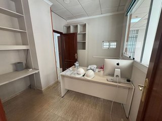 Oficina en alquiler en Martín Carpena - Torre del Río en Málaga