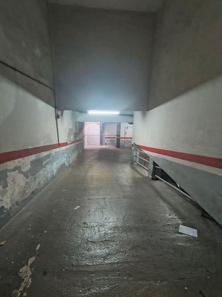 Garaje en alquiler en Vila de Gràcia en Barcelona