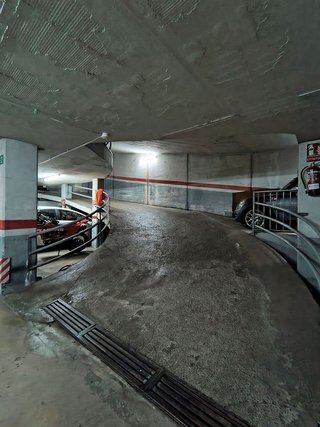 Garaje en alquiler en Vila de Gràcia en Barcelona