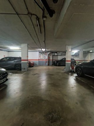 Garaje en alquiler en Vila de Gràcia en Barcelona