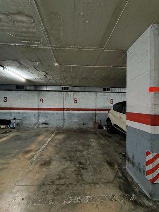Garaje en alquiler en Vila de Gràcia en Barcelona