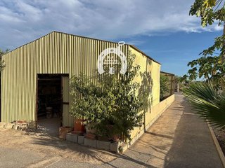 Nave industrial en venta en Torrellano en Elche
