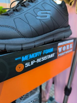 Zapatos Skechers Negros Nuevos