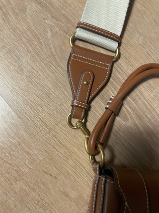 Bolso marrón Zara