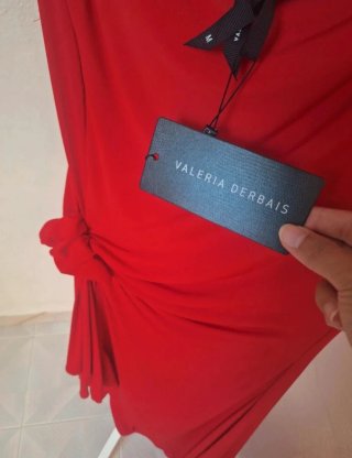 Vestido rojo asimétrico