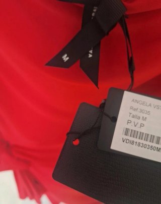 Vestido rojo asimétrico