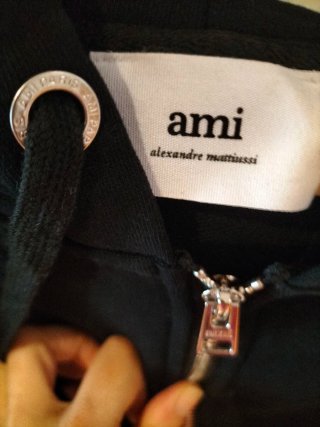 Sudadera Ami Negra con Capucha Talla M