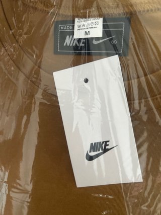 Camiseta Nike M Marrón Nueva