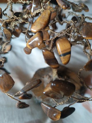 Árbol Ojo de Tigre Decorativo