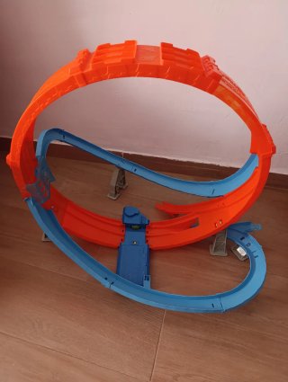 Pista Hot Wheels Loop N Launch