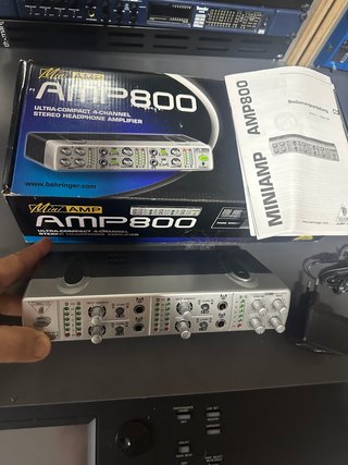 Behringer AMP800 Amplificador Auriculares