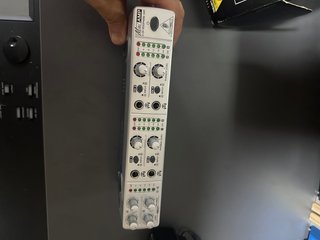 Behringer AMP800 Amplificador Auriculares