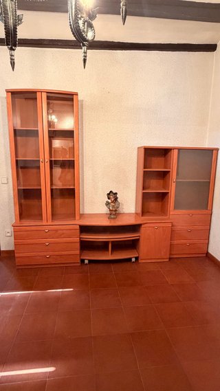 Mueble TV salón madera y cristal