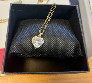 Collar dorado