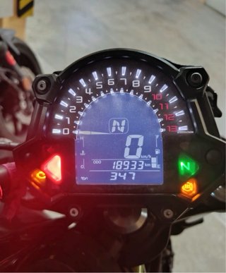 Kawasaki Z650 ABS A2 Limitada. Con maleta trasera