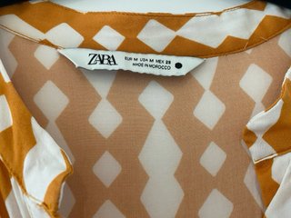 Vestido largo Zara estampado naranja y blanco M