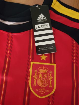 Equipación España Adidas Talla M