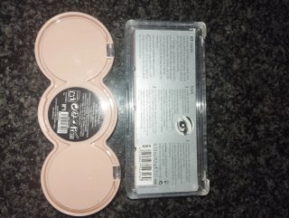 Lote de maquillaje de sombras y coloretes