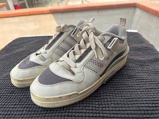 Adidas Forum Mod Low Grises/Blancos