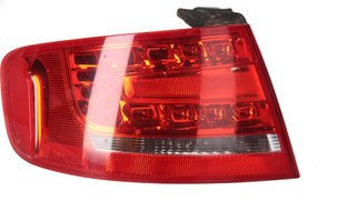 PILOTO TRASERO IZQUIERDO AUDI A4 BER. (B8) Básico
