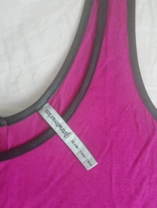 Camiseta tirantes con cremallera