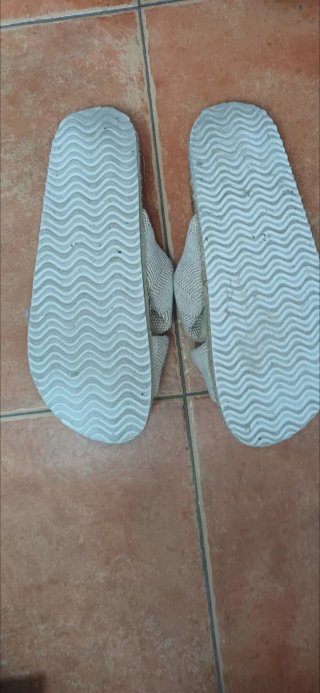 Chanclas C&A Beige Mujer Talla 40