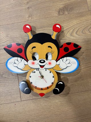 Reloj de pared infantil mariquita Bartolucci