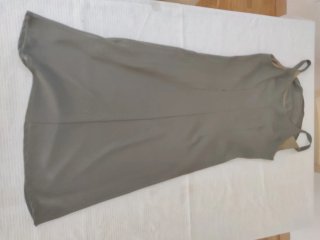 Vestido Merletti verde oliva