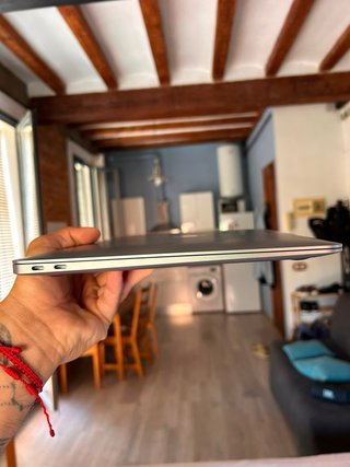 MacBook Air M1 13 8GB RAM 256GB SSD
