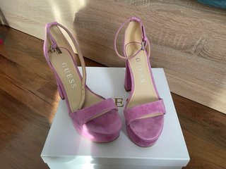 Sandalias Guess Tacón Plataforma Morado