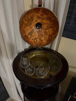 Mueble Bar Globo Terráqueo