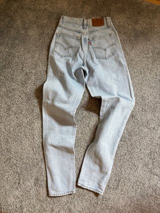 Levis
