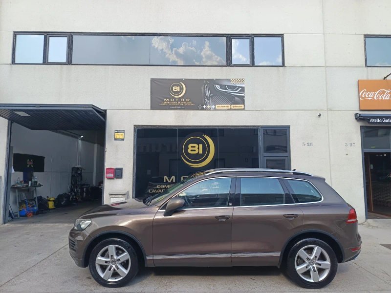 Volkswagen Touareg 3.0 TDI V6 BMT Premium (2010) 2011