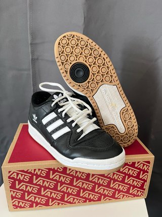 Adidas Forum Low Negras Talla 42