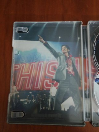 Michael Jackson This Is It Steelbook DVD + Libro