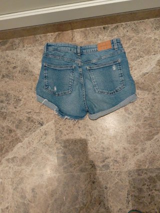 Shorts vaqueros Bershka mujer