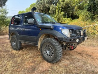 Toyota Land Cruiser 90 2000